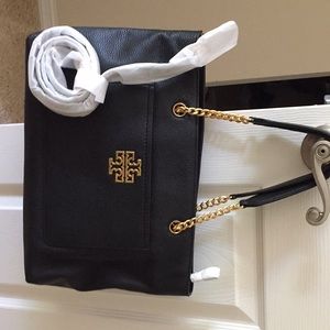 New without tags attached Tory Burch Tote.
